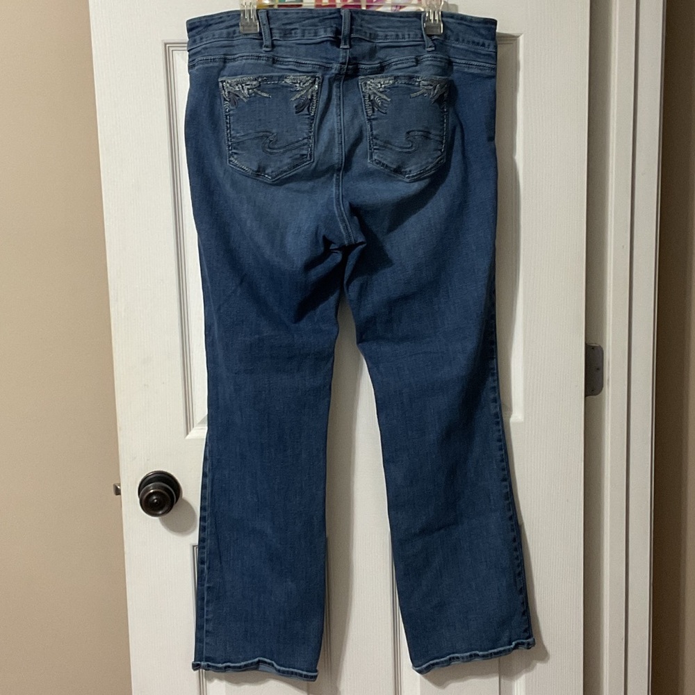Silver Jeans Women's Classic Blue Boot Cut